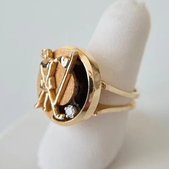 Vintage 14k Solid Yellow Gold Diamond Golfer Band Ring Size 6 - Picture 3 of 10